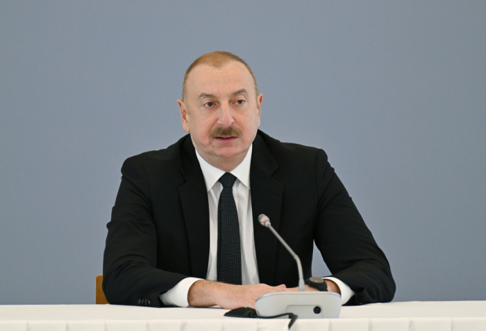   Presidente de Azerbaiyán: "Mantenemos estrechas relaciones de asociación con los Estados miembros de la Unión Económica Euroasiática, excepto Armenia"  