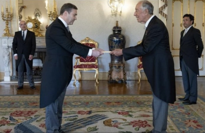 El Embajador de Azerbaiyán presenta sus cartas credenciales al Presidente de Portugal
