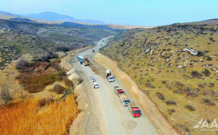    Suqovuşan-Sərsəng su anbarı-Qozlukörpü-Kəlbəcər avtomobil yolunun inşasına başlanılıb   
