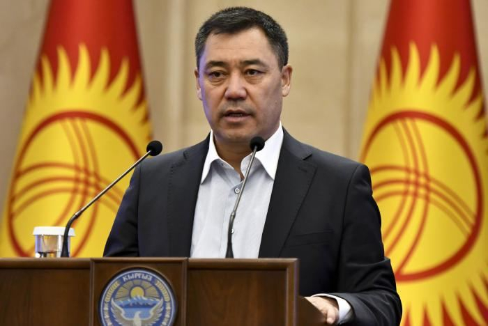  President of Kyrgyzstan arrives in Azerbaijan