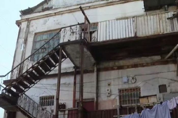    Bakıda 131 yaşlı tarixi bina qəzalı vəziyyətdədir -    Video     
   