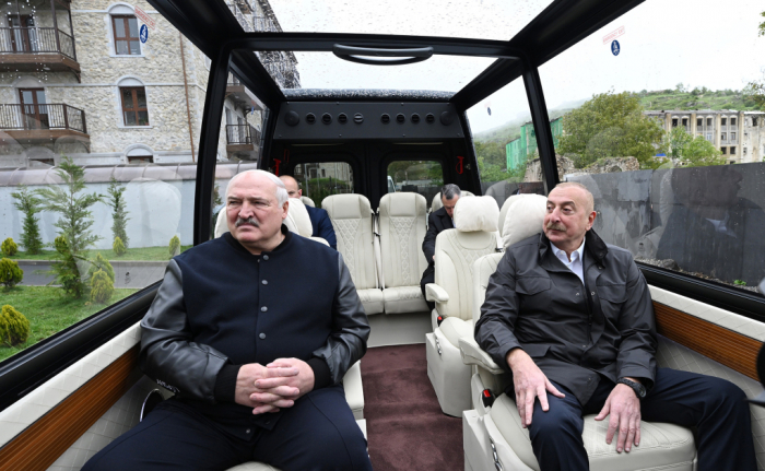  Los presidentes de Azerbaiyán y Bielorrusia visitan la ciudad de Shusha 