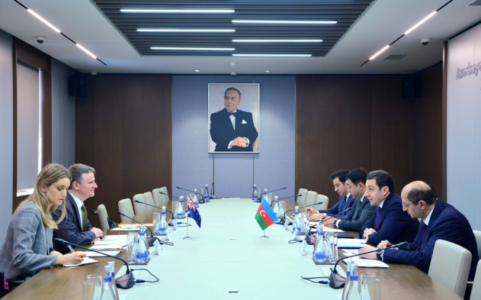   Aserbaidschan und Australien führen politische Konsultationen durch  