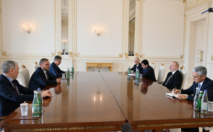  Ilham Aliyev empfängt stellvertretenden Vorsitzenden des Föderationsrates Russlands