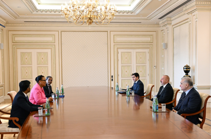  Ilham Aliyev recibió a la Secretaria General de de la Mancomunidad de Naciones