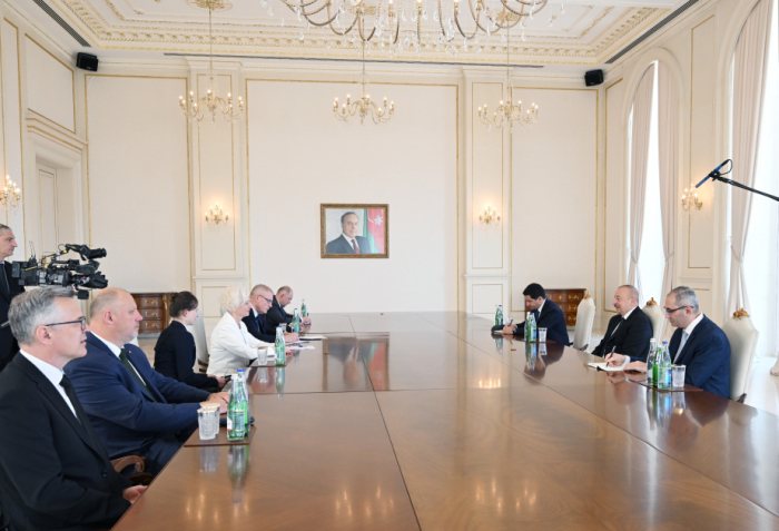 President Ilham Aliyev receives Latvian Saeima speaker 