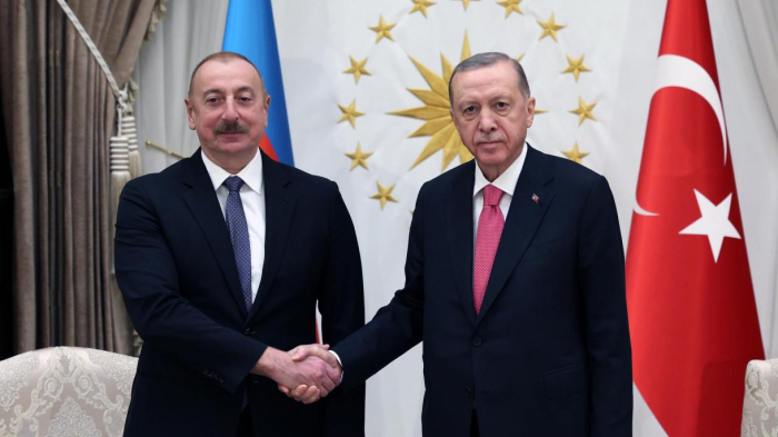 Recep Tayyip Erdogan gratuliert dem Präsidenten Aserbaidschans zum Unabhängigkeitstag 