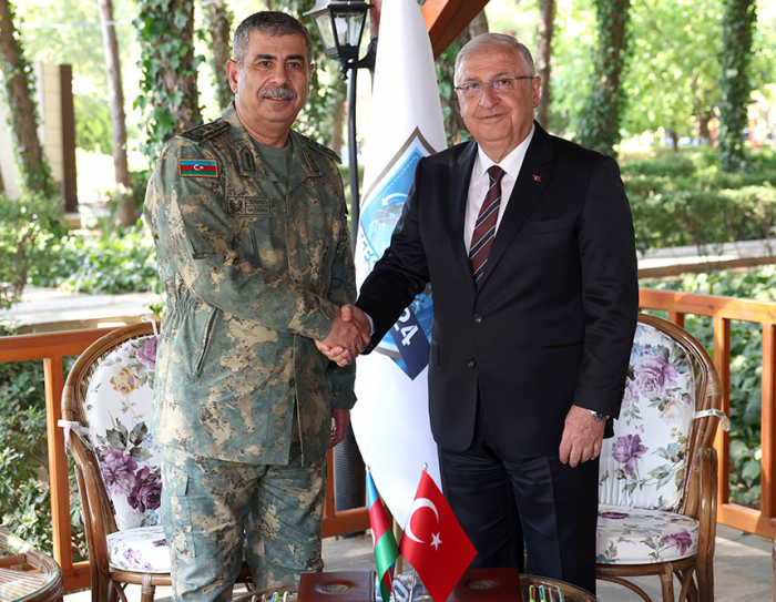 Azerbaijani, Turkish defense ministers examine potential military cooperation