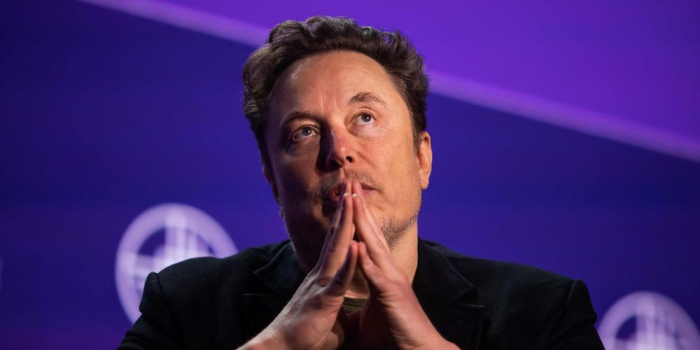 Elon Musk officialise le passage de Twitter à «X.com»