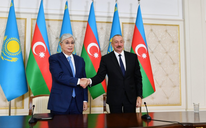   Le président Ilham Aliyev a félicité Kassym-Jomart Tokaïev  