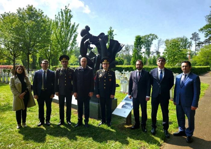 II Dünya müharibəsində Belçikada həlak olan azərbaycanlılar anılıb -    FOTO   