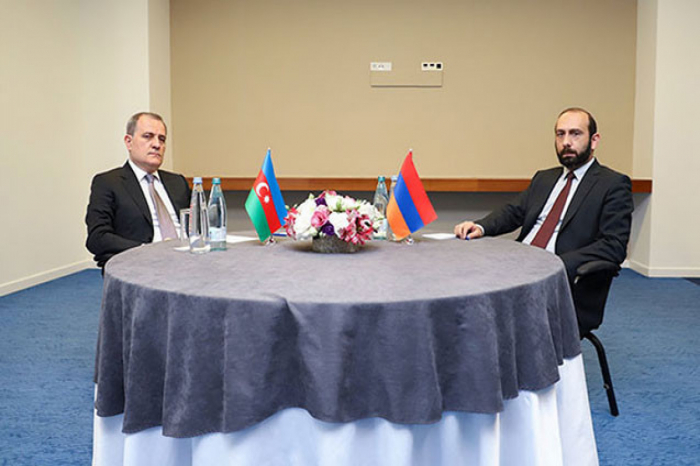  Le ministre azerbaïdjanais des Affaires étrangères évoque la possibilité de signer un accord de paix avec l