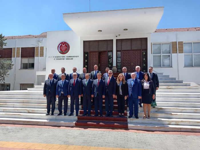 El Presidente de la República Turca del Norte de Chipre afirma que los lazos interparlamentarios con Azerbaiyán son importantes
