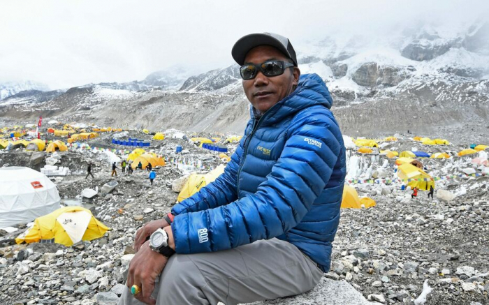  Everest : nouveau record mondial pour l
