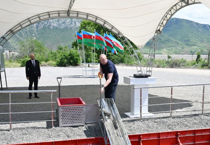 President Ilham Aliyev lays foundation stone for Minjivan settlement in Zangilan