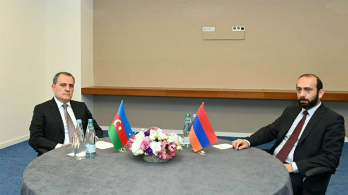  "Damos la bienvenida a las conversaciones entre Mirzoyan y Bayramov" -el MAE de Francia 