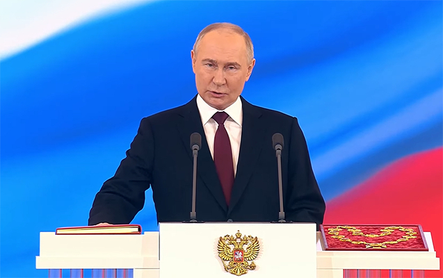   Le président russe Poutine prête serment pour un cinquième mandat  