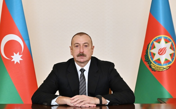 Azerbaijani President receives UAE minister of industry and advanced technology
