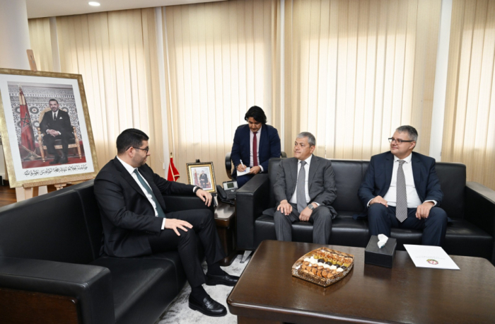   Aserbaidschanische Delegation trifft sich mit marokkanischem Minister für Jugend, Kultur und Kommunikation  