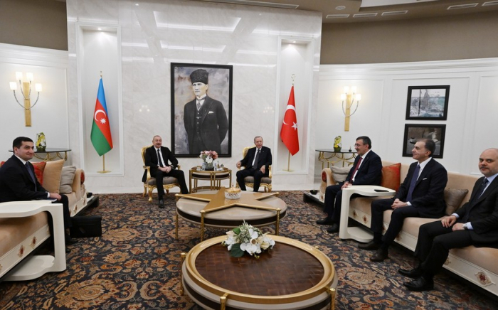   Los presidentes de Azerbaiyán y Türkiye se reúnen en Ankara  