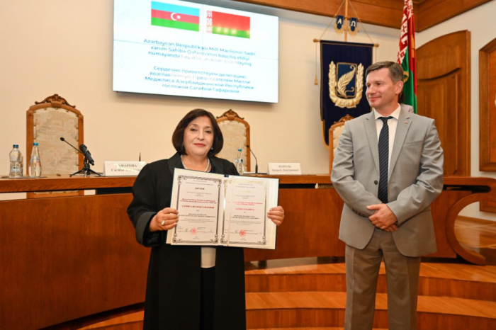   Sahiba Gafarova wurde der Titel einer Ehrenprofessorin der Belarussischen Staatlichen Universität verliehen  