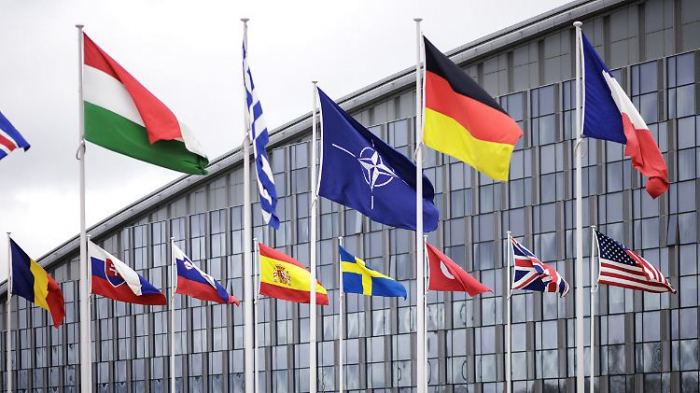   NATO siedelt Hauptquartier in Wiesbaden an  