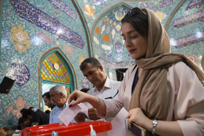   Voting begins in Iran