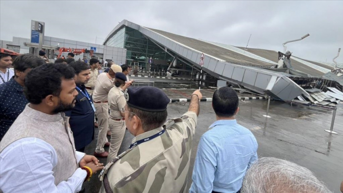 Flights canceled at New Delhi Airport after roof collapse kills 1
 