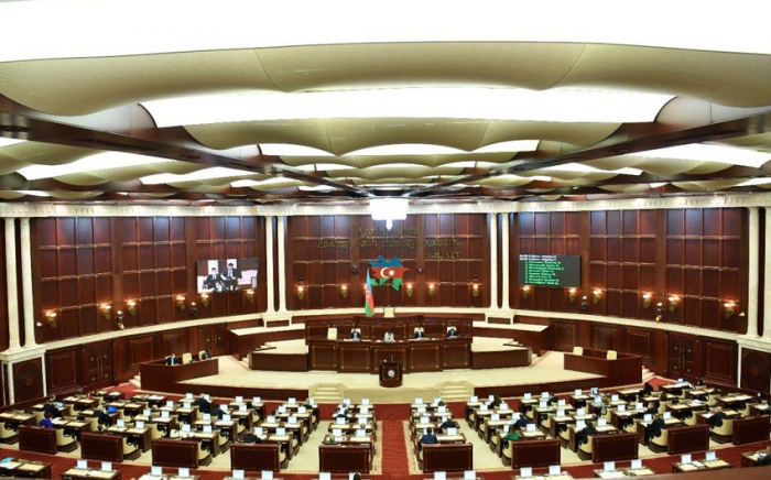  Milli Majlis ratifizierte zwei weitere zwischen Aserbaidschan und Kirgisistan unterzeichnete Dokumente 