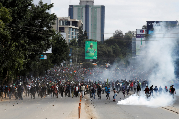 Kenya protests expose jet-setting Ruto