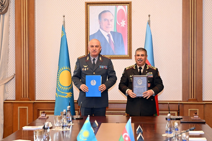   Azerbaijan, Kazakhstan sign document on military cooperation  