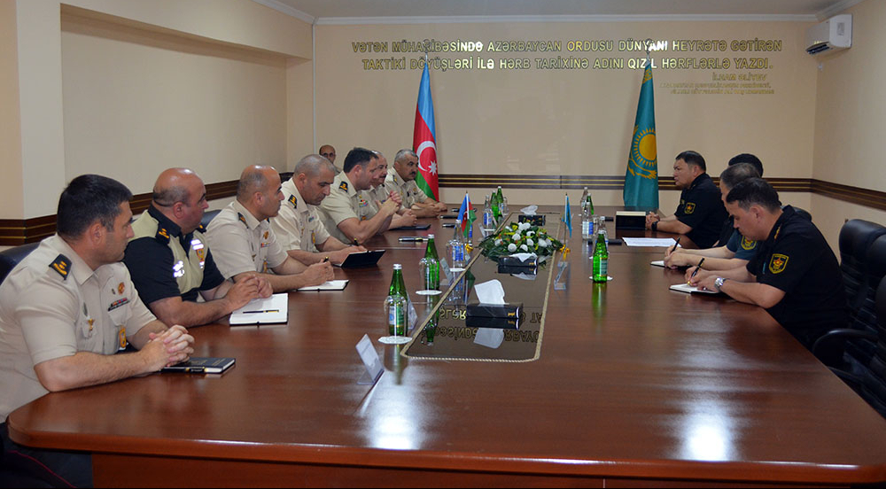 Kazakh delegation visits Azerbaijani MoD’s Military Police Department