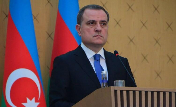  El Ministro de Relaciones Exteriores de Azerbaiyán se reúne con el Viceministro de Asuntos Exteriores de Italia 