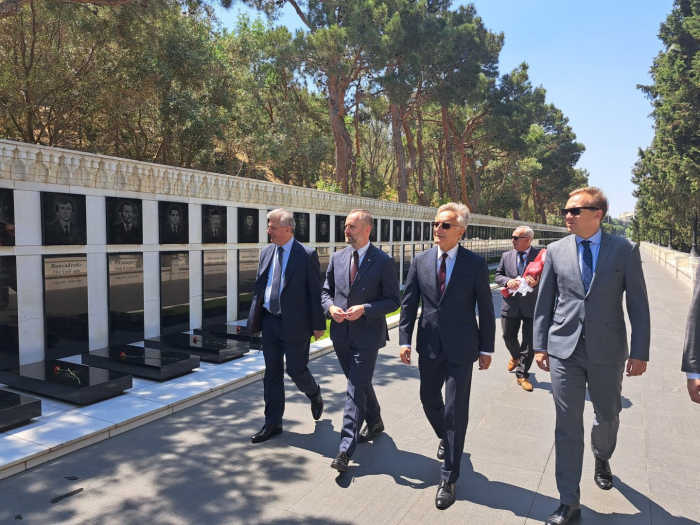   Le vice-ministre des Affaires étrangères de Pologne est arrivé à Bakou  