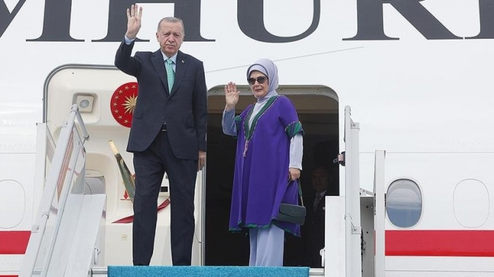 Erdogan arrive en Espagne pour assister au 8ème sommet intergouvernemental