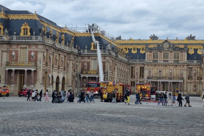   France: le château de Versailles évacué après un début d’incendie  