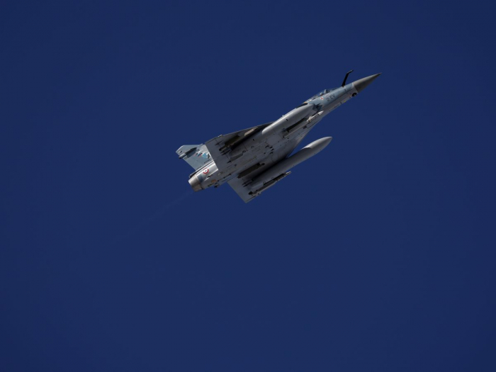 La France va fournir des Mirage 2000-5 à l