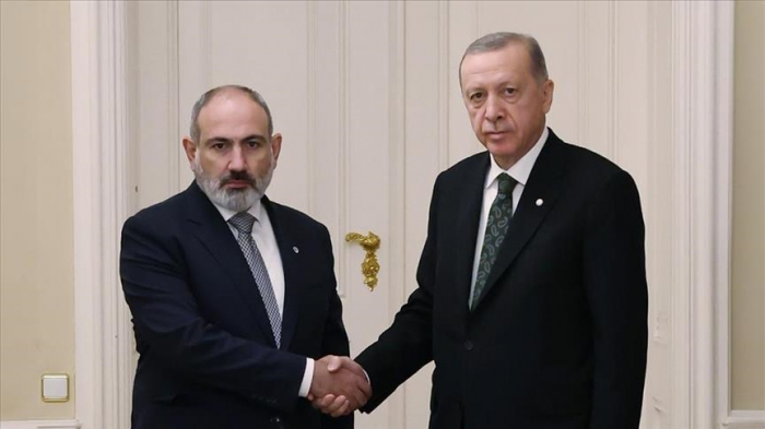   Erdogan discute avec Pashinyan de la normalisation des relations entre la Türkiye et l