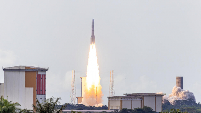 La fusée européenne Ariane 6 réussit son premier décollage