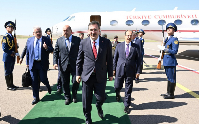 Turkish vice president arrives in Azerbaijan