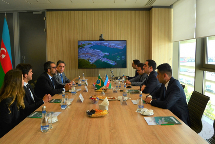   Delegation des brasilianischen Industrieverbandes besucht Hafen von Baku  