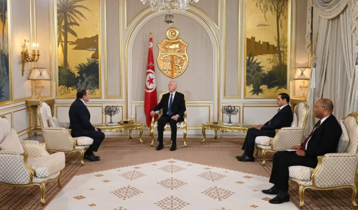 L’ambassadeur d’Azerbaïdjan remet ses lettres de créance au président tunisien