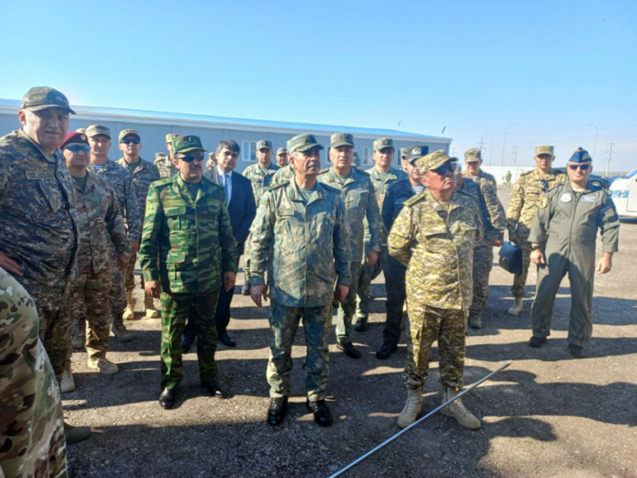 Leadership of Azerbaijan Defense Ministry continues visit to Kazakhstan