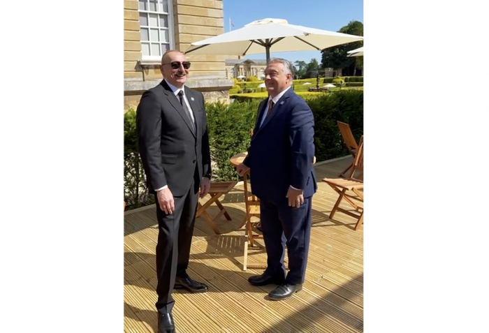    Azərbaycan Prezidenti Viktor Orban ilə söhbət edib     
