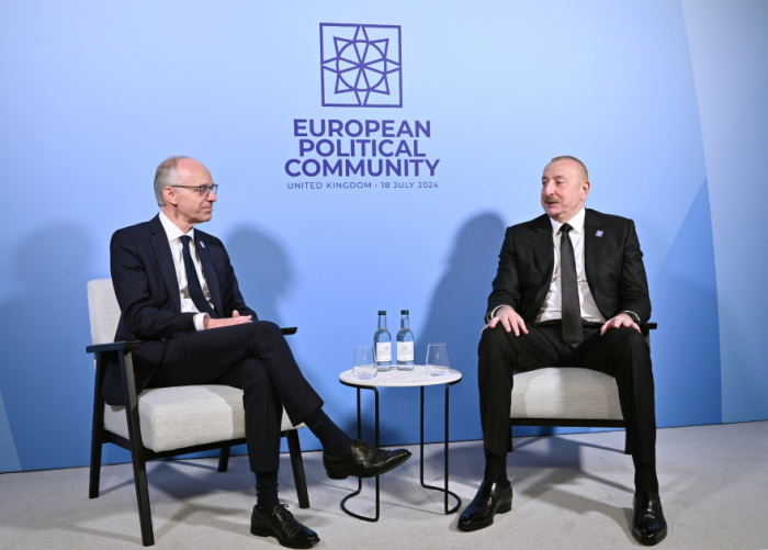   Aserbaidschanischer Präsident trifft sich mit Luxemburgs Premierminister in Oxford  