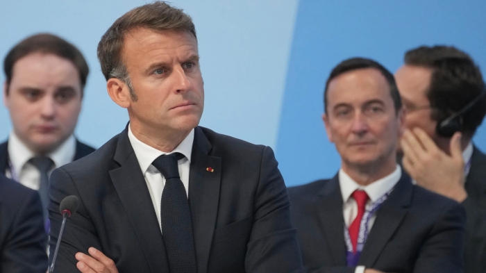     Macron:   „Paris unterstützt Frieden zwischen Baku und Eriwan“  