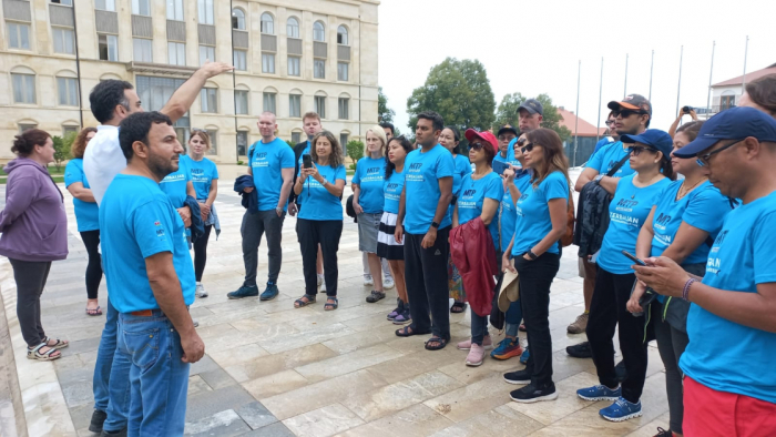  Grupo internacional de viajeros llegó a la ciudad de Shusha 