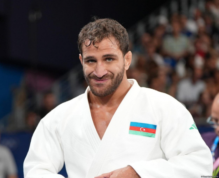   Aserbaidschanischer Judoka Hidayat Heydarov erhält goldenes Abzeichen des Olympiasiegers  