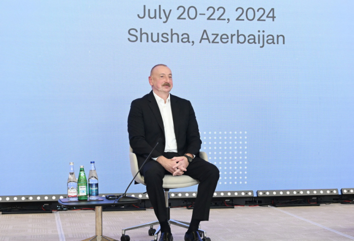   Ilham Aliyev: «La información falsa, la desinformación, la manipulación de los hechos y las narrativas falsas son cosas que llevamos afrontando muchos años»  