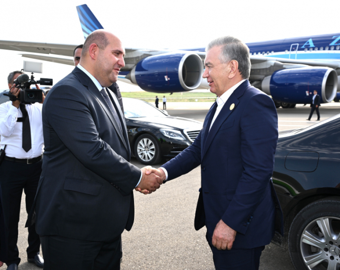 El presidente de Uzbekistán concluye su visita a Azerbaiyán